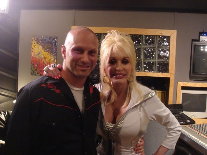 thumb Eric & Dolly 1024